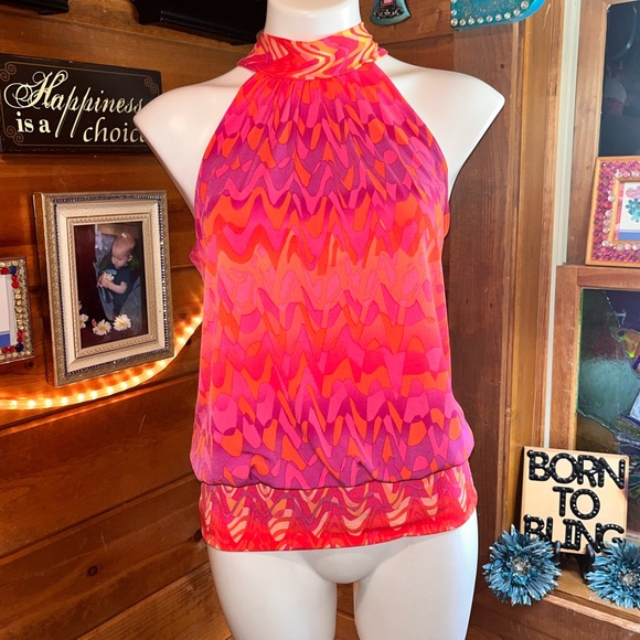 SEXY GORGEOUS SILKY HALTER STYLE TOP tie in back lays perfectly SIMPLY BEAUTIFUL - Picture 5 of 12